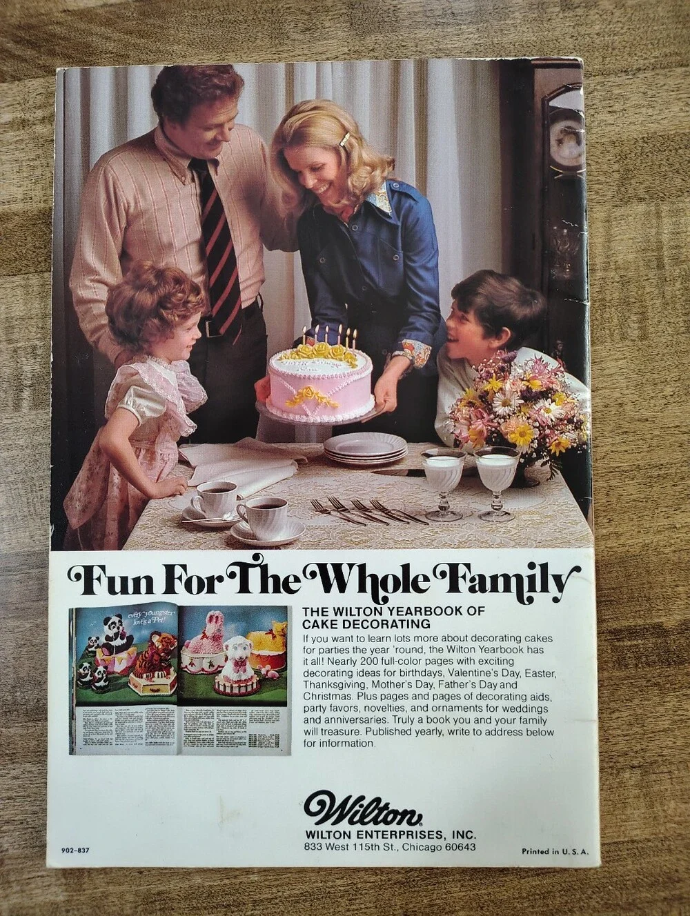 1975 The Wilton Way Basic Cake Decorating Guide